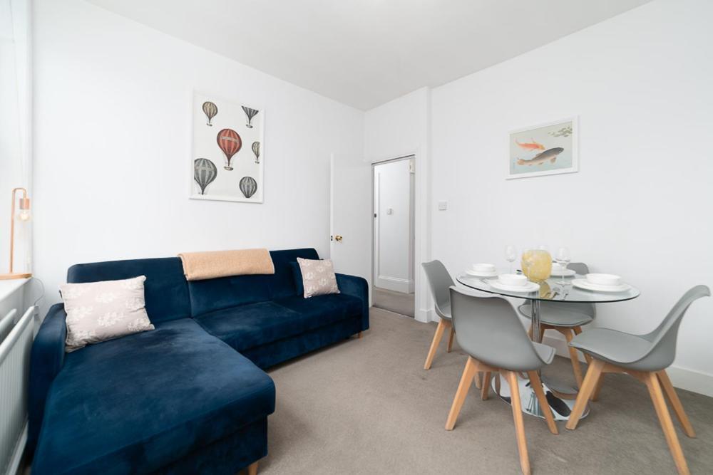 Elegant In Steps Away From River Thames Appartamento Londra
